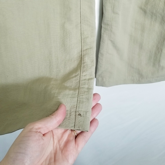 The North Face Convertible Shorts Pants in color‎ Khaki size 14 women's - Picture 8 of 16